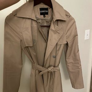 Express trench coat